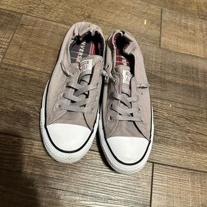 Converse women’s size 9 purple